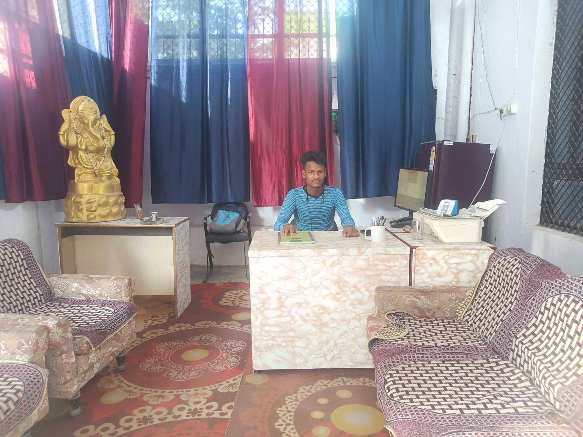 Hotel O Gracious Inn Lucknow Ngoại thất bức ảnh